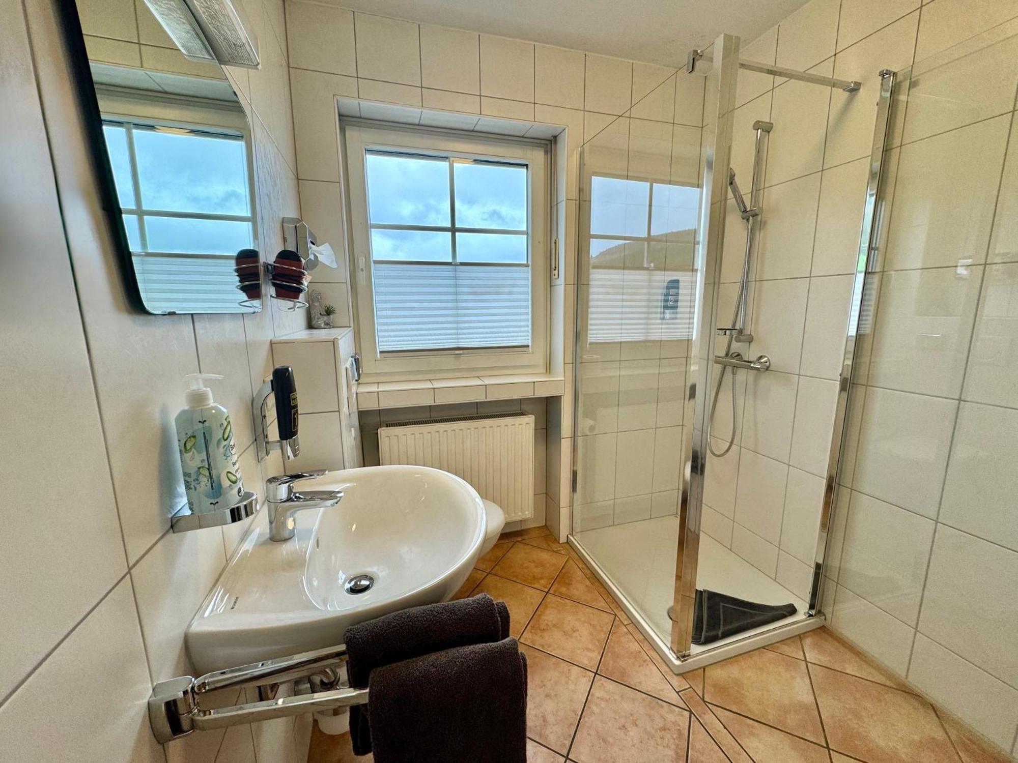 אטנדורן Schnuetgenhof Appartements מראה חיצוני תמונה
